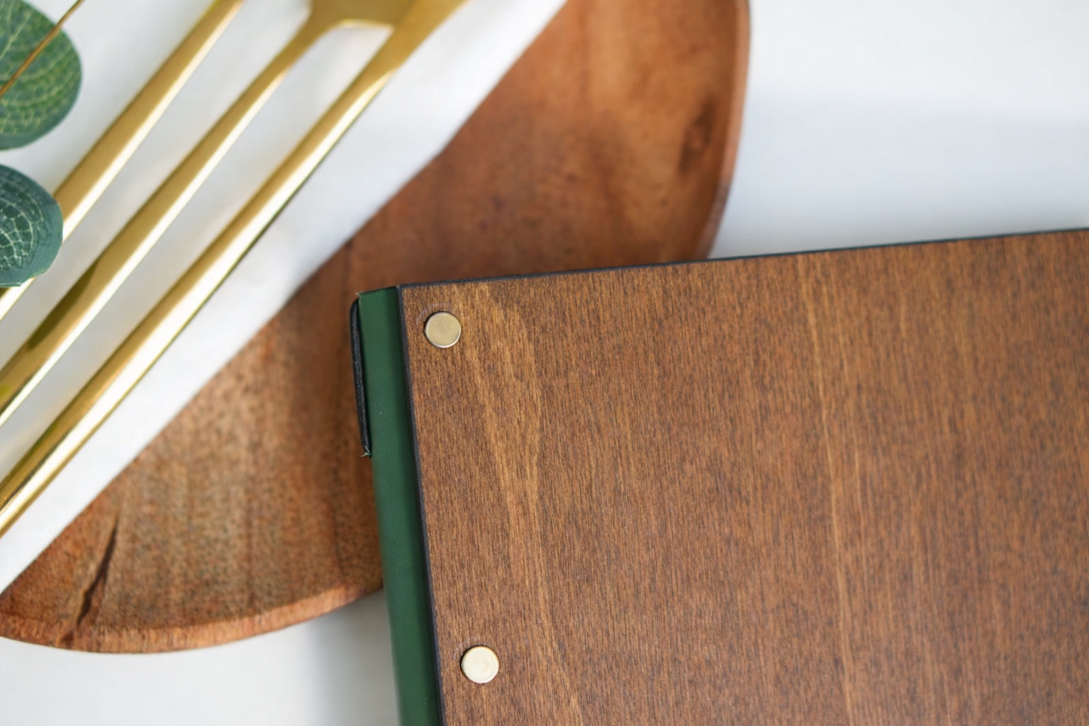 Divris Wooden Menu Cover String Fitting