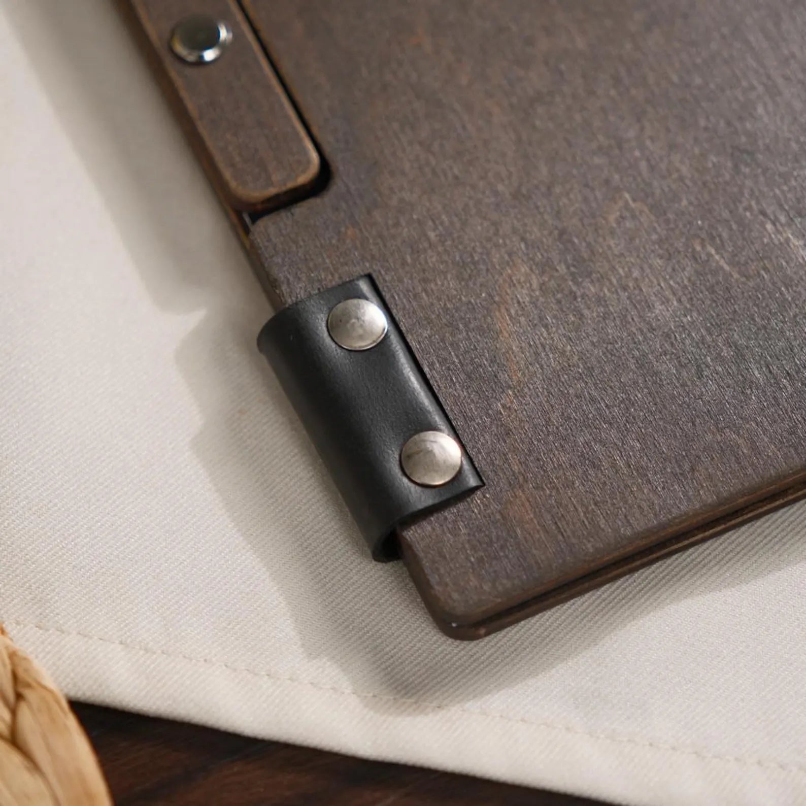 Divris Wooden Menu Cover