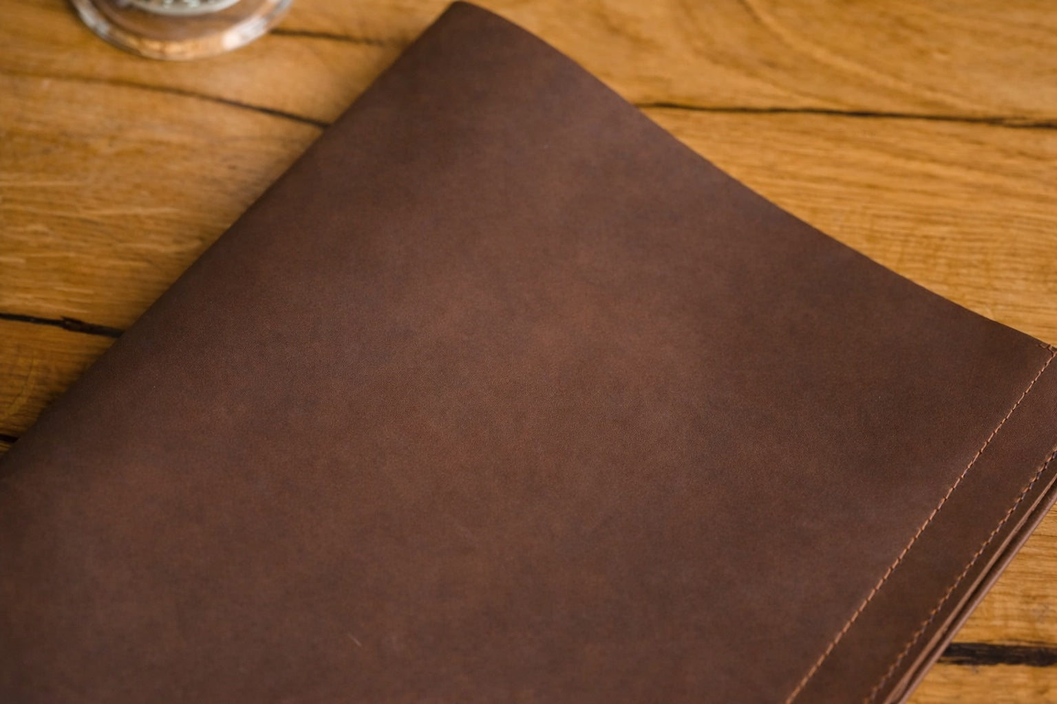 Premium  PU Leather Menu Cover with Screw Fitting – Professional Restaurant, Hotel & Café Menu Folder for Food, Drink & Wine Lists: A4