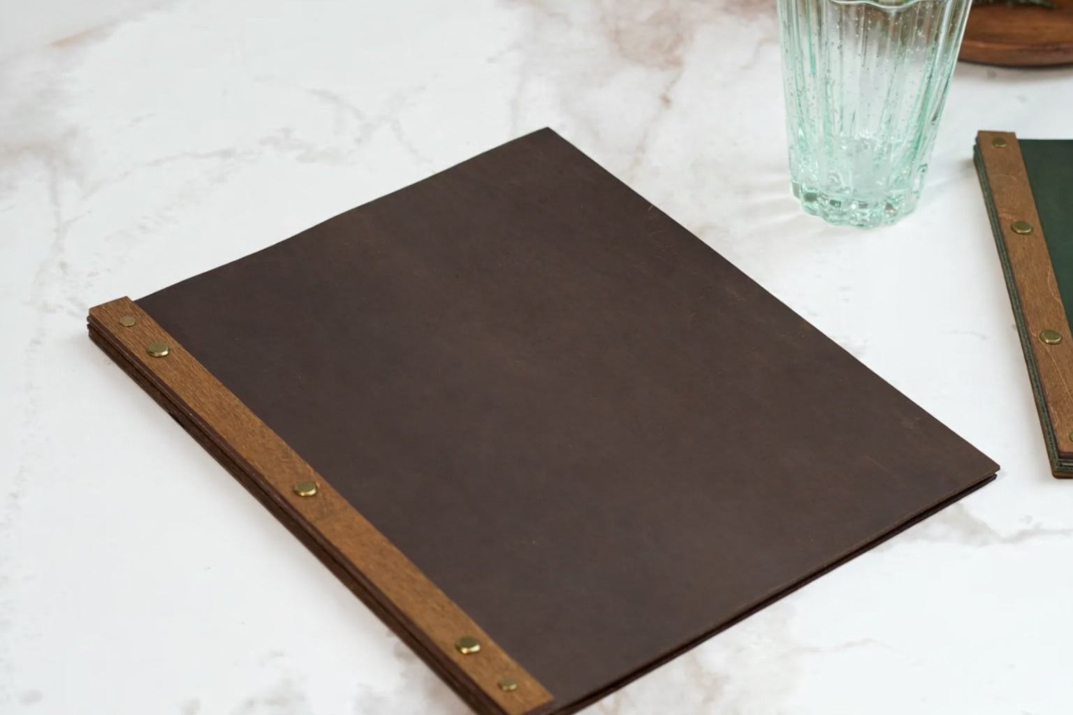 Premium Leather Menu Cover – Professional Restaurant, Hotel & Café Menu Folder for Food, Drink & Wine Lists: A4
