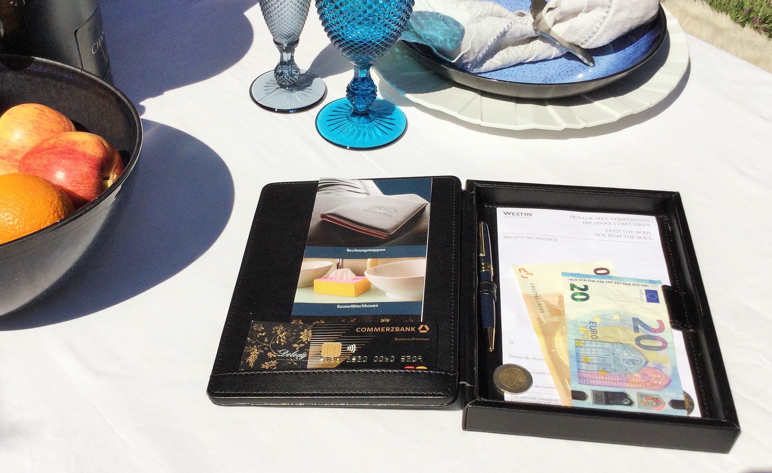 Magnetic Bill Folder for Hotel and Restaurant, Check Presenter, Bill Folder for Hotel and Restaurant: 30 Pcs Pack