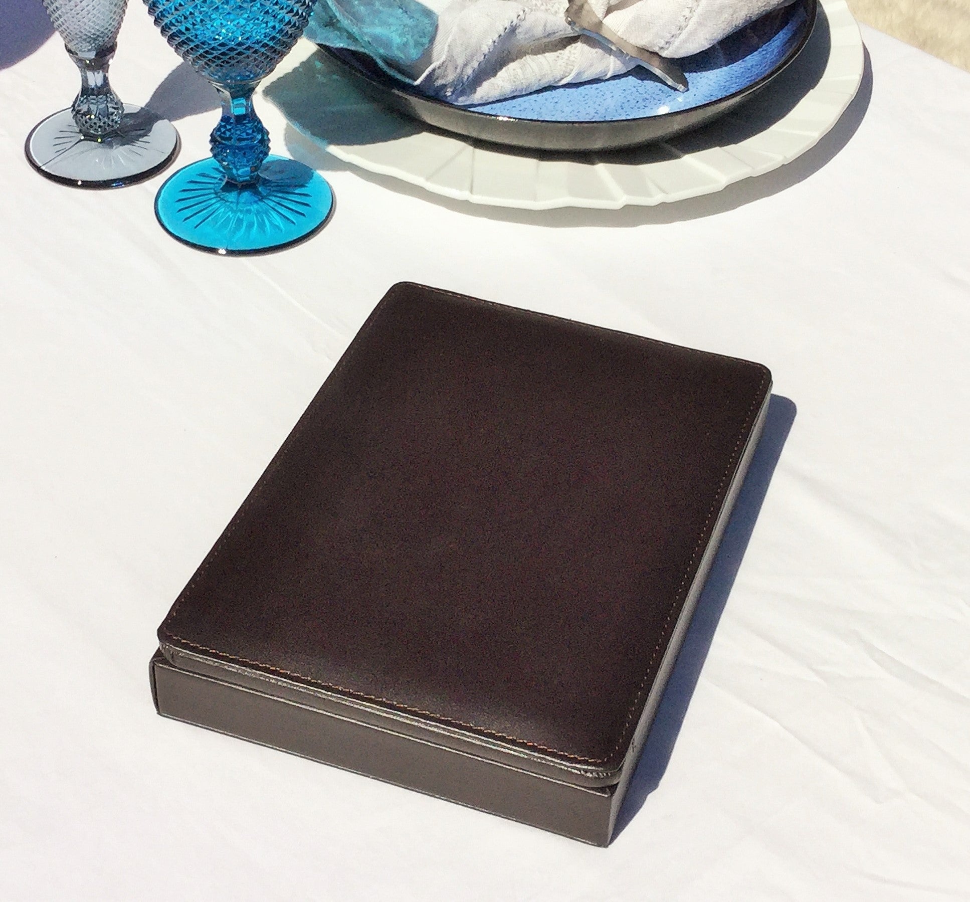 Magnetic Bill Folder for Hotel and Restaurant, Check Presenter, Bill Folder for Hotel and Restaurant: 30 Pcs Pack