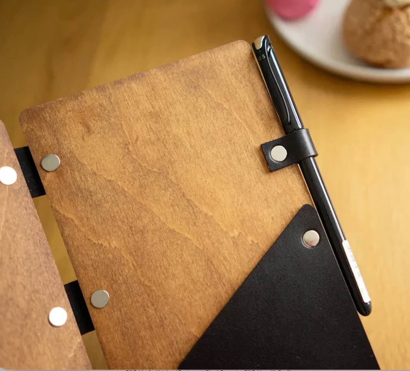 Wooden Check presenter