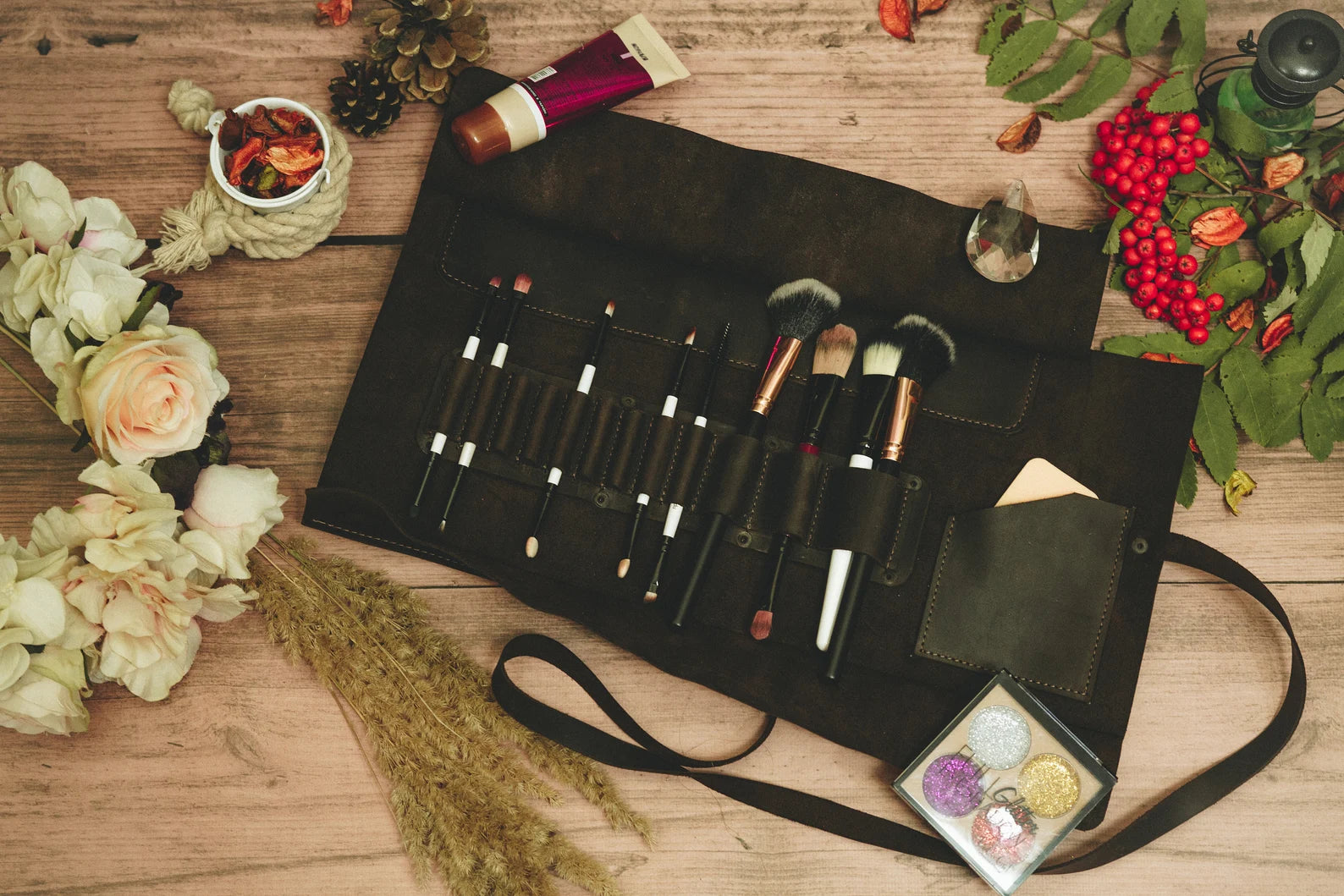 PU Leather makeup brush roll, Leather makeup brush case, Makeup bag brush holder, makeup brush holder travel, Makeup brush organiser